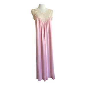 Romantic vintage night dress